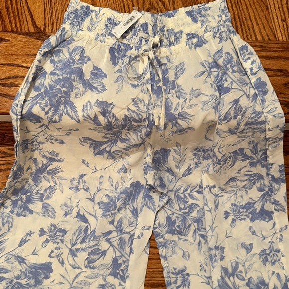 Love by Gap pj or beach bottoms, split leg bottoms, drawstring, NWT S - Picture 8 of 14